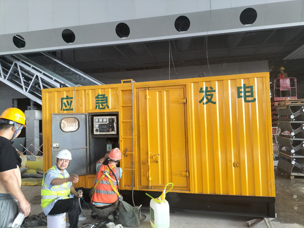 玉树怎样判断空气滤清器是否需要更换?